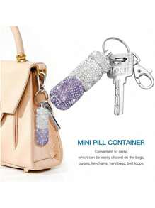 Recipient pentru pastile Bling Cutie portabilă goală pentru sticle pentru pastile Cutie impermeabilă pentru medicamente de călătorie Mini suport pentru pastile de cristal Depozitare cu breloc pentru exterior. Breloc portabil Bling Cutie pentru pastile cu 2 compartimente Organizator mic de călătorie pentru pastile. Recipient pentru pastile, rezistent la apă, din cristal, pentru medicamente. 1Pc Bling Recipient pentru pilule Husă portabilă pentru sticle pentru pastile Cutie impermeabilă pentru medicamente de călătorie Mini suport pentru pastile de cristal Depozitare cu breloc Husă portabilă pentru pastile pentru camping în aer liber Călătorii (roz) Organizator de parfumuri Cadouri de lux cu pictură cu diamante, petrecere de nuntă, vacanță, femei pentru fete, sclipici, elegantă, elegantă, cutie de pastile