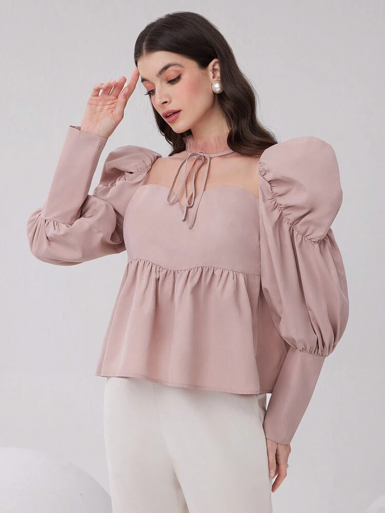 Women's Sweetheart Neckline Sheep Leg Sleeve Shirt
