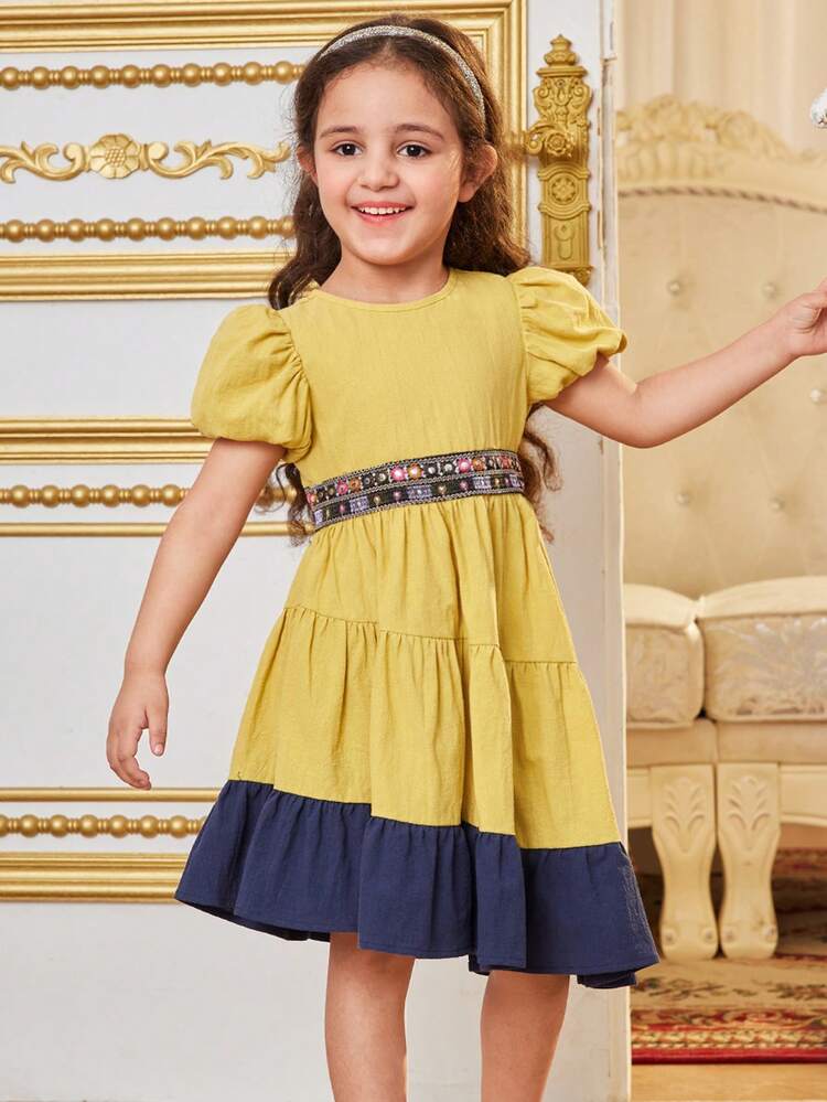 Young Girl Loose Cute Contrast Tape Asymmetrical Hem Puff Sleeve Dress With Color Block Design