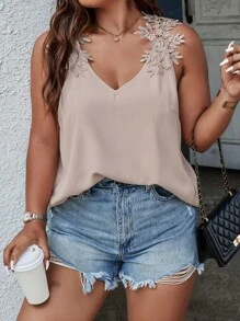 SHEIN Clasi Áo hai dây Plus Size Đề can màu trơn Giải trí - Màu be - Xem 3