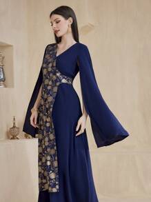 Al Najma Ladies' Arabic Style Dress With Split Sleeves And Golden Printed Design