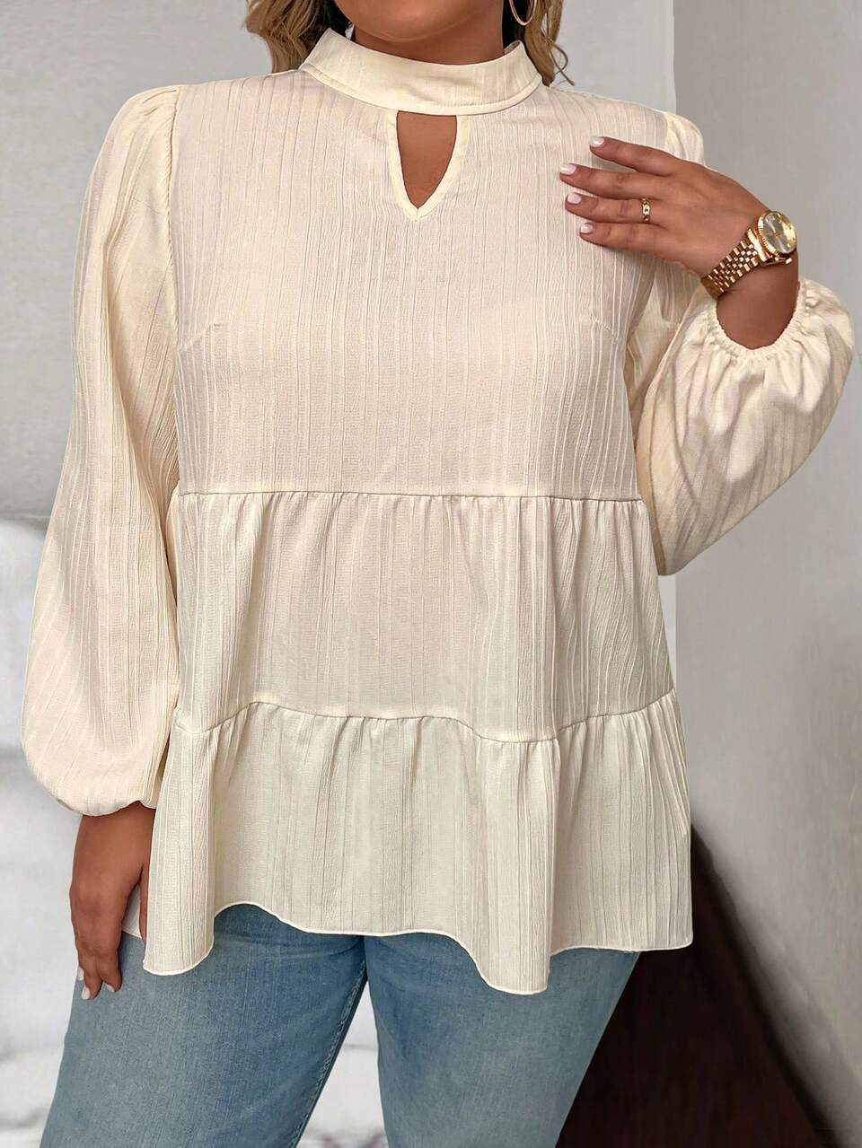 Plus Size Women's Textured Puff Sleeve Shirt