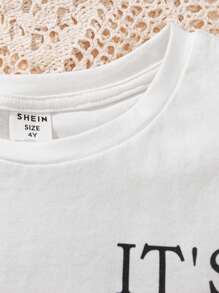 SHEIN 年輕女孩城市休閒短袖T恤，印有標語字樣和拼接褶皺裙裝套裝 - 黑與白 - 查看 4