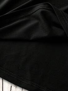 SHEIN LUNE Camiseta De Manga Corta Con Cuello Redondo Para Mujeres, Decoración De Mariposa Con Diamantes De Imitación - Negro - Ver 5