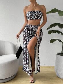 SHEIN VCAY Crop Top And Front Slit Skirt With Floral Print - Black and White - View 7