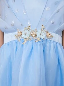 SHEIN Tween Girls' Gorgeous Fabric Patchwork 3d Flower Dress - Blue - View 3