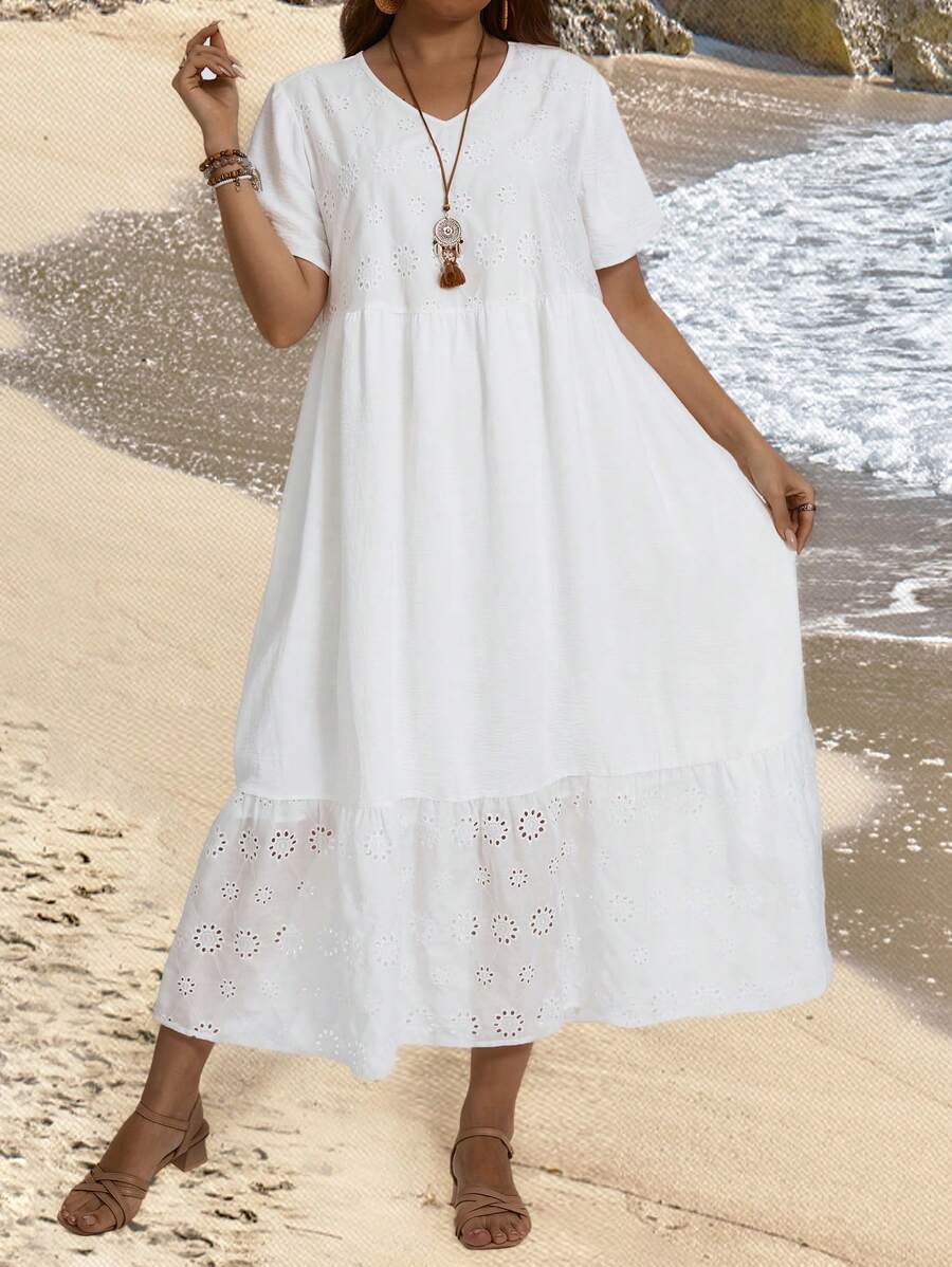 EMERY ROSE Kích thước lớn Của phụ nữ Cổ chữ V Ngắn tay Thêu Đầm - trắng - Xem 1