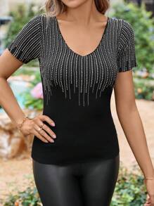 SHEIN Clasi Elegante Top De Manga Corta De Punto Con Adornos De Diamantes De Imitación - Negro - Ver 1