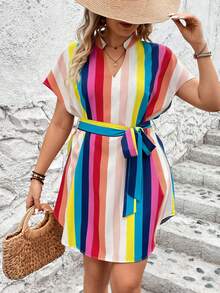 SHEIN Holidaya Plus Size Sọc đầy màu sắc & Váy thắt lưng tay cánh dơi in màu va chạm - Nhiều màu - Xem 3