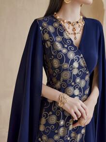 Al Najma Ladies' Arabic Style Dress With Split Sleeves And Golden Printed Design