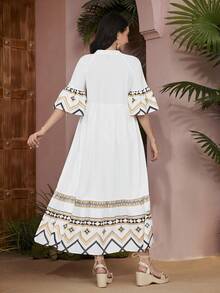 Mulvari Women's Geometric Printed Notched Neckline Dress - White - View 8