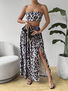 SHEIN VCAY Crop Top And Front Slit Skirt With Floral Print - Black and White - View 5