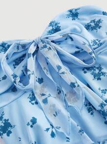 SHEIN MOD Áo hở vai in họa tiết hoa nhỏ xinh cho nữ - Màu xanh nhạt - Xem 4