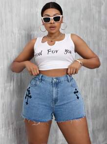 SHEIN SXY Plus Size Cross Pattern Printed Frayed Hem Skinny Denim Shorts - Light Wash - View 4