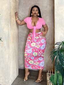 Slaydiva Bộ đồ nghỉ mát mùa hè cỡ lớn cho nữ, áo crop top buộc nơ phía trước màu hồng và chân váy midi in hoa - Hồng - Xem 4