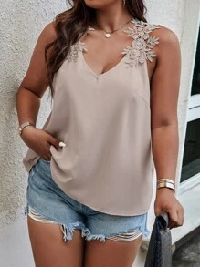 SHEIN Clasi Áo hai dây Plus Size Đề can màu trơn Giải trí - Màu be - Xem 5