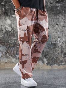 Manfinity EMRG Men's Plus Size Full Pattern Camo Cargo Pants