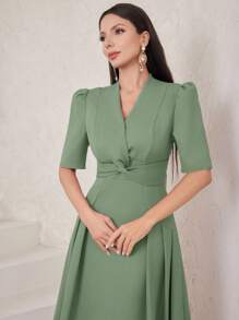 Modelyn Vestido largo de noche para mujer de unicolor con mangas de globo y detalle de nudo - verde menta - Ver 6