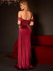 SHEIN Belle Váy satin trễ vai xẻ đùi xếp nếp bên hông, váy dự tiệc cưới, váy dự tiệc trang trọng, váy dạ hội - Màu Đỏ Sâu - Xem 2
