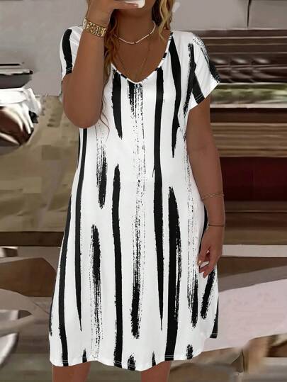 EMERY ROSE Plus Size Printed V-Neck Dress With Brush Strokes Patters, Summer