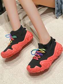 女款戶外登山鞋,透氣網眼防滑輕便登山鞋 - 黑色 - 查看 4