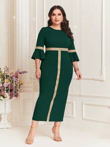 Modelyn Plus Size Ruffle Sleeve Color Block Belted Dress - Dark Green - View 6
