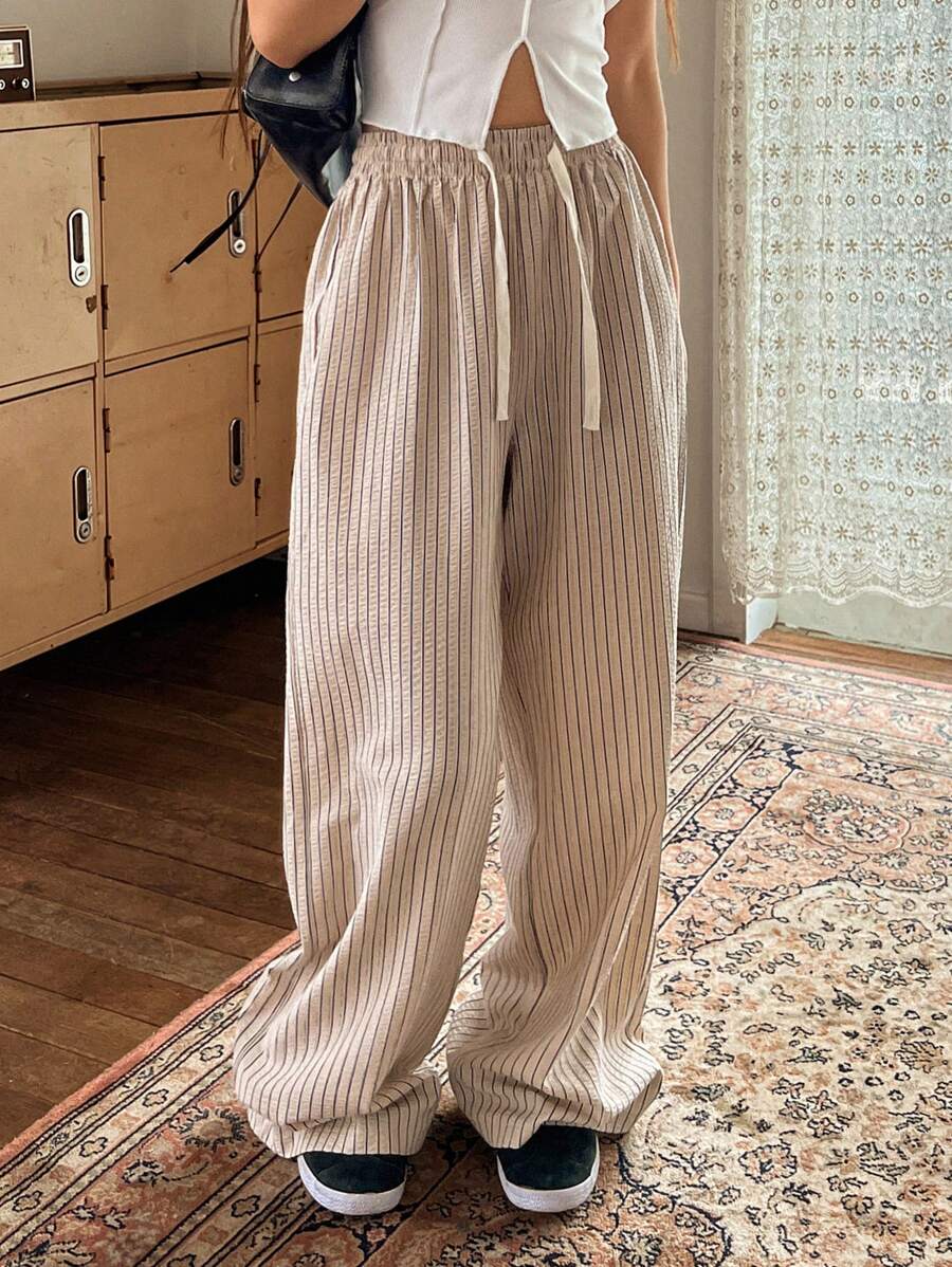 DAZY 女性條紋束腰寬腿褲 - 卡其色 - 查看 1