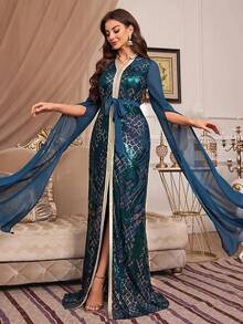 女式超长袖 V 领阿拉伯连衣裙