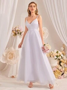 Elegantes, minimalistisches, einfarbiges, hochgeschnittenes A-Linien Trägerkleid für die Hochzeit
