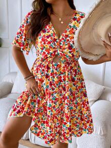 Breezaya Talla Grande Vestido Con Estampado Floral De Flor Completa, Manga Corta Con Volantes Entrecruzados Y Recortes