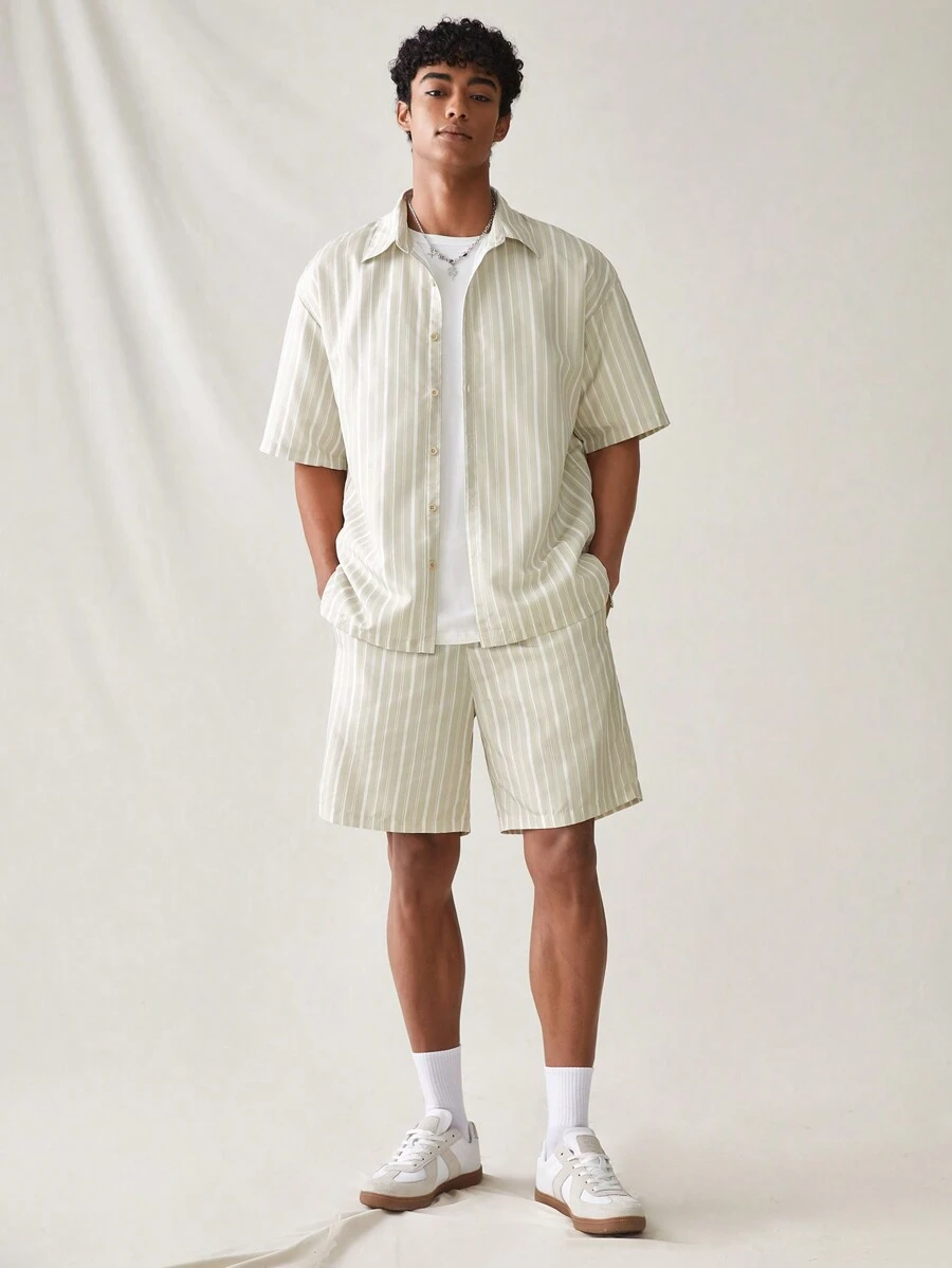 Manfinity RebelGame Men's Woven Casual Plain Short Sleeve Striped Shirt And Shorts Set, Friends, Urban