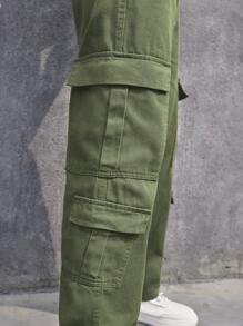 Manfinity EMRG Men Flap Pocket Side Cargo Jeans - Army Green - View 4