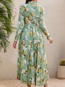 Mulvari Women's Floral Print Tie Neck Dress - Green - View 2