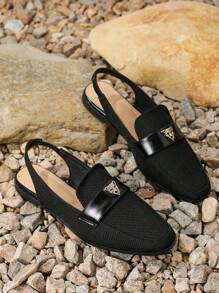 2025 Sapatos Pretos Femininos de Outono com Fivela de Cabeça de Tigre de Metal, Bico Quadrado, Salto Baixo, Calcanhar Exposto e Tira Traseira - Preto - Visão 3
