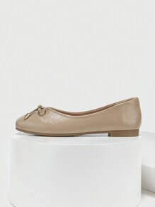 Women's Soft Bottom Square Toe Flat Shoes With Bow Knot Detail And Comfortable Soft Leather Valentines