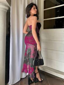 Aloruh 蕾絲拼接無肩褶裙連衣裙,鬆緊腰與數位印花荷葉邊 - 紫色 - 查看 2