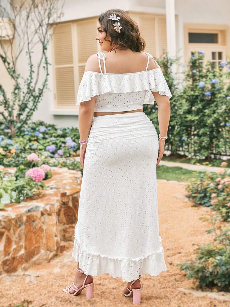 Plus Size Vacation Style Casual Cold-Shoulder Camisole Top With Asymmetrical Ruffled Hem Skirt, White 2pcs/Set