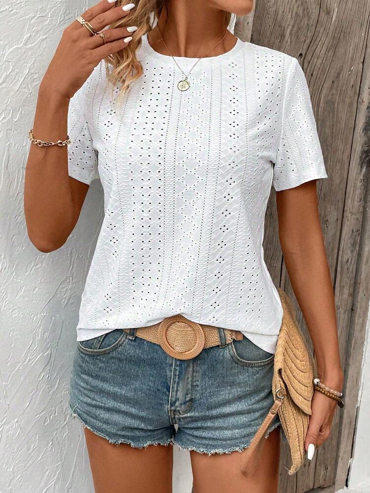 Hollow Out Embroidery Round Neck Short Sleeve T-Shirt