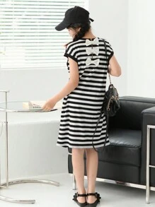 SHEIN Tween Girl Loose Casual Bow Decorated Loose Striped Dress