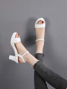 Women's High-Heeled White Sandals, Thick-Heeled, Summer New Women's Shoes, Sexy, Versatile, With Ankle Strap Buckle Design