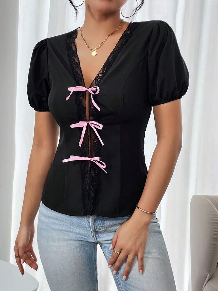 Women's Lace Splice Short Sleeve Shirt With Bow Decoration