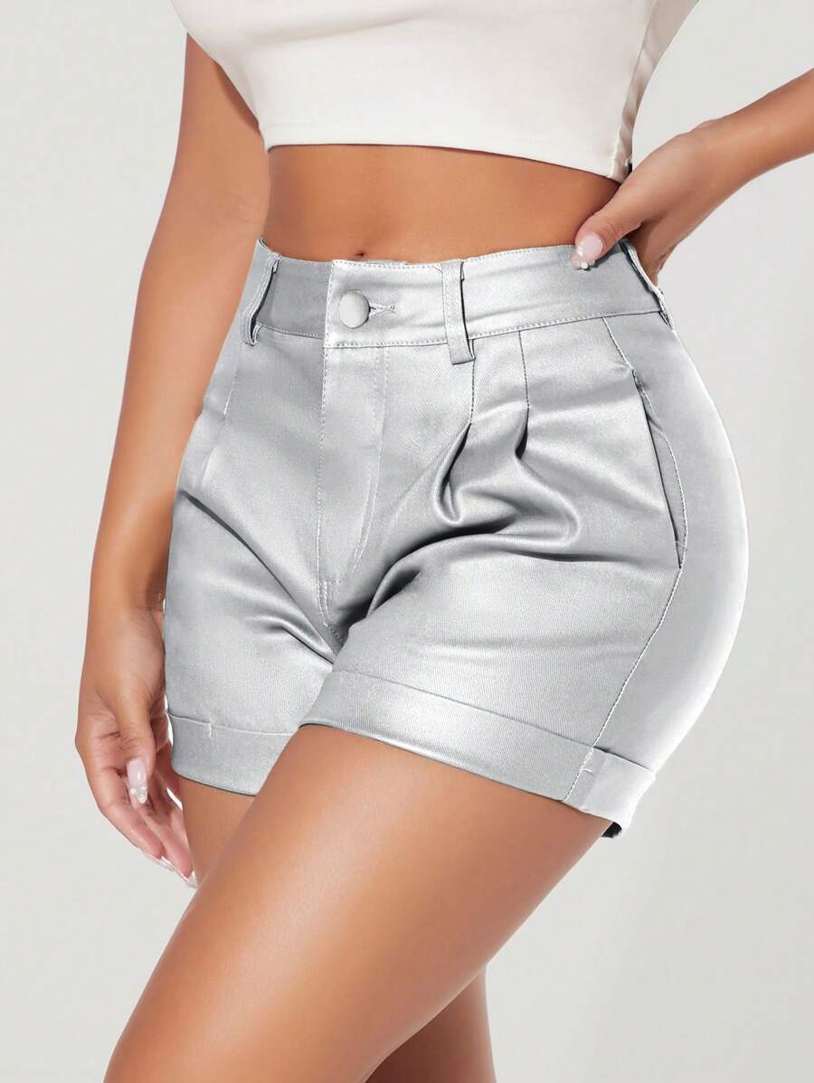 SHEIN PETITE 女性夏季時尚金屬皺褶捲邊修身短褲 - 銀色 - 查看 1