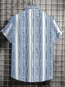 Manfinity RSRT Men's Plus Size Striped Button-Front Short Sleeve Shirt