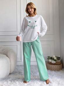 EURMUSE Women's Drop Shoulder Love & Slogan Printed Pajama Set - Green - View 3