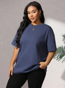 SHEIN EZwear Plus Size Solid Color Drop Shoulder T-Shirt