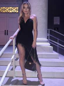 單肩毛茸邊不對稱下擺連衣裙 - 黑色 - 查看 1