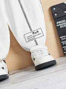 SHEIN Baby Boy's Decorative Button Up Collar Checked Contrast Stitching Sweatshirt And Jogger Pants Set