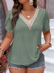 SHEIN Clasi 大码撞色蕾丝花瓣袖夏季T恤 - 軍綠色 - 查看 5