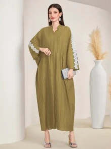 Al Najma 女式花卉刺繡蝙蝠袖土耳其長衫