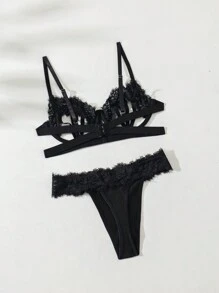 SHEIN Contrast Lace Hollow Out Sexy Lingerie Set For Going Out, Baddie Look - Black - View 2